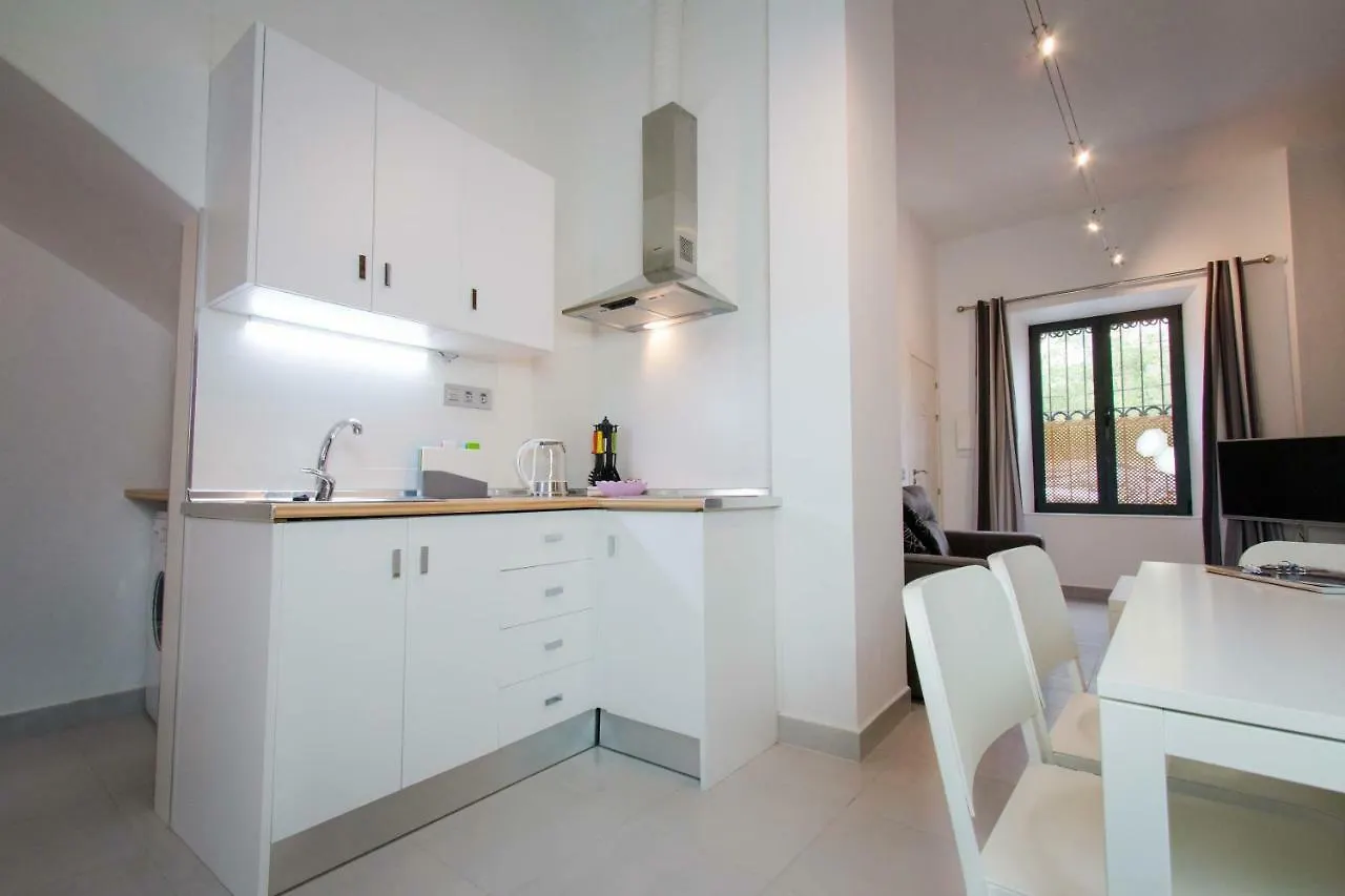Holidays2Malaga Cobertizo Del Conde With Parking Apartment