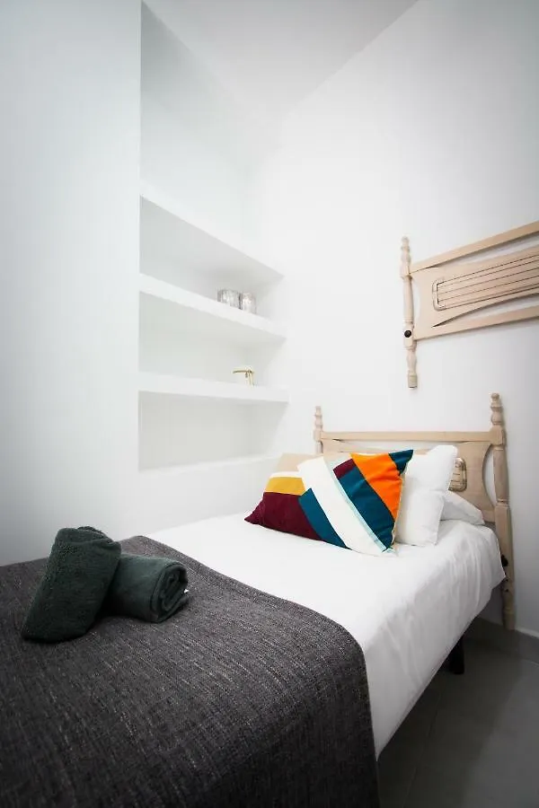 Holidays2Malaga Cobertizo del Conde with Parking Appartement